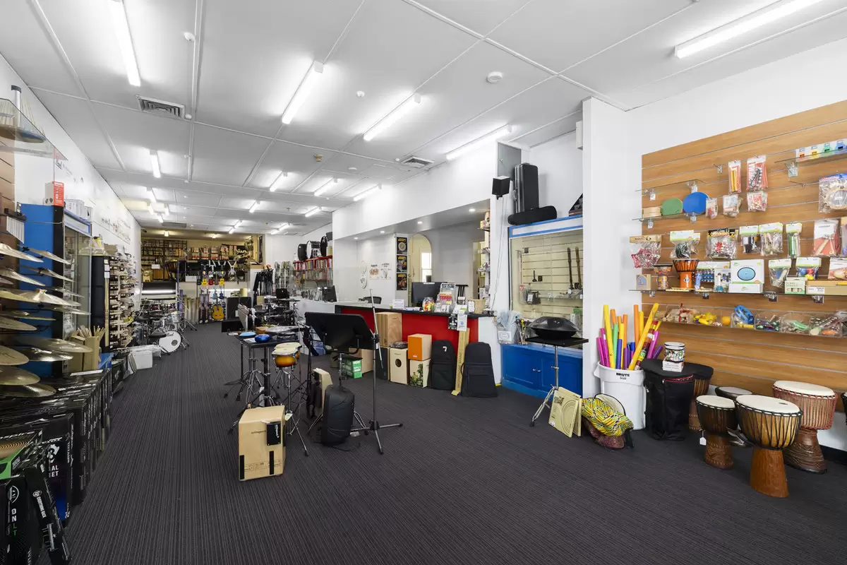 42 Burwood Road, Burwood For Sale by Rich & Oliva - image 3