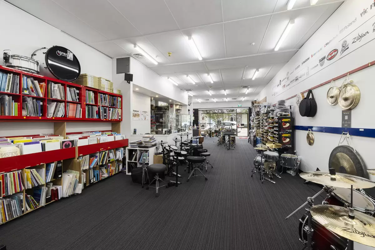 42 Burwood Road, Burwood For Sale by Rich & Oliva - image 4