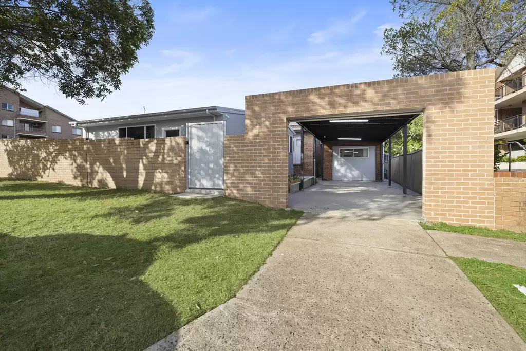 1/10 Reynolds Avenue, Bankstown Leased by Rich & Oliva