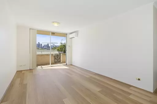 9/9a Cook Street, Glebe For Lease by Rich & Oliva