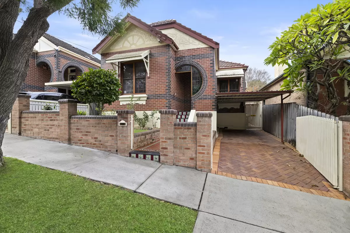 266 Holden Street, Ashbury For Sale by Rich & Oliva