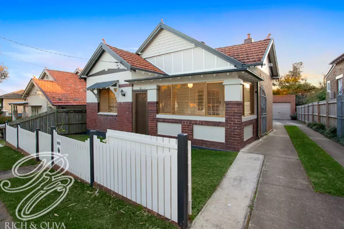 12 Brighton Avenue, Croydon Park Sold by Rich & Oliva - image 4