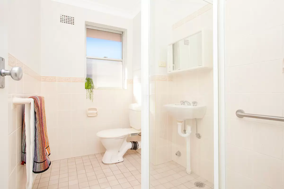 12/1 Fabos Place, Croydon Park Sold by Rich & Oliva - image 4
