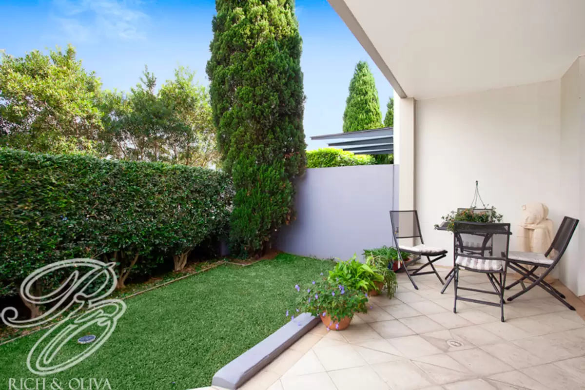 10/27 Windward Parade, Chiswick Sold by Rich & Oliva - image 7