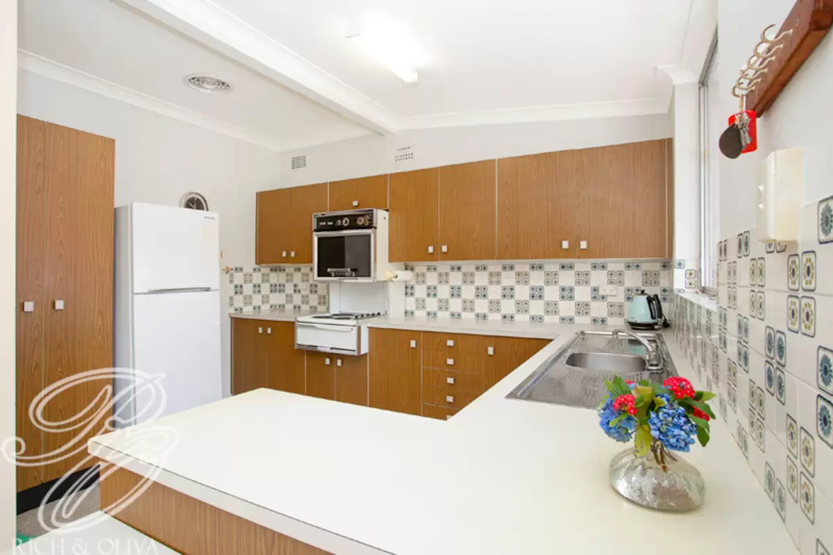 11 Kelso Street, Burwood Heights Sold by Rich & Oliva - image 9