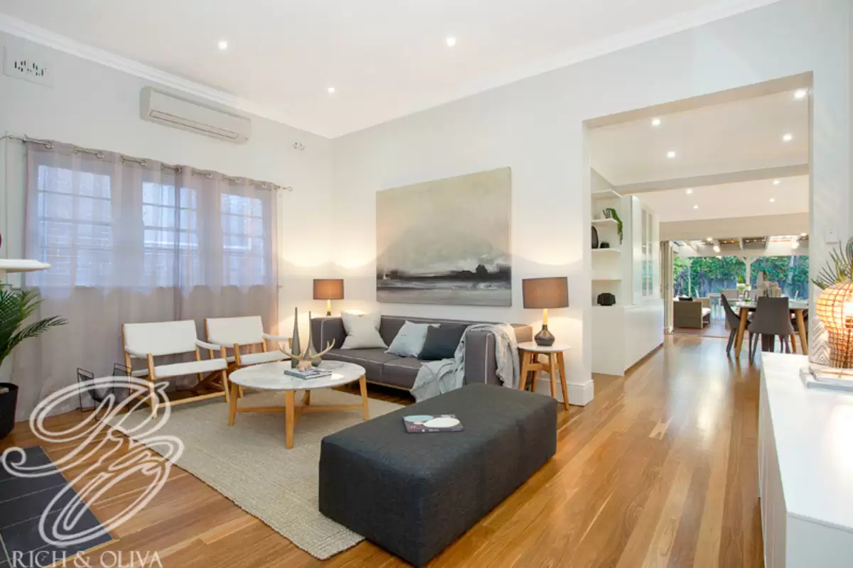 20 Lily Street, Burwood Heights Sold by Rich & Oliva - image 2