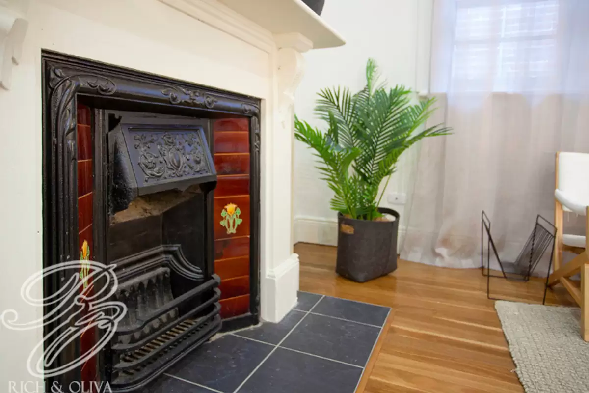 20 Lily Street, Burwood Heights Sold by Rich & Oliva - image 3