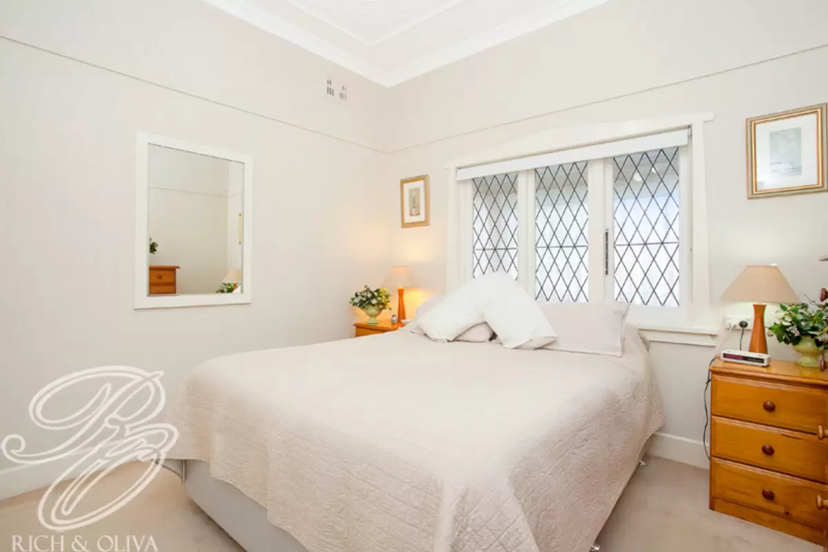 16 Daisy Street, Croydon Park Sold by Rich & Oliva - image 6