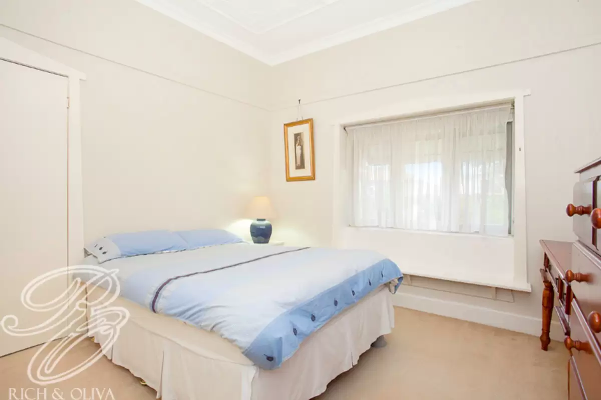 16 Daisy Street, Croydon Park Sold by Rich & Oliva - image 7