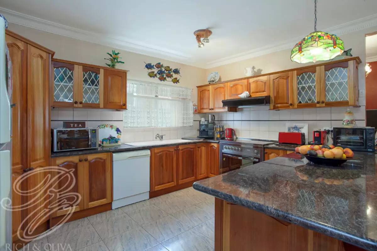 90 Brighton Street, Croydon Park Sold by Rich & Oliva - image 4