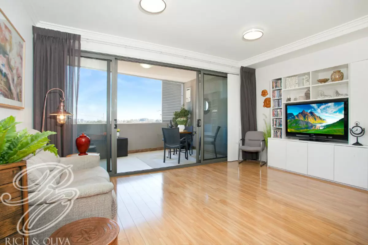 3/297 Victoria Road,, Gladesville Sold by Rich & Oliva - image 2
