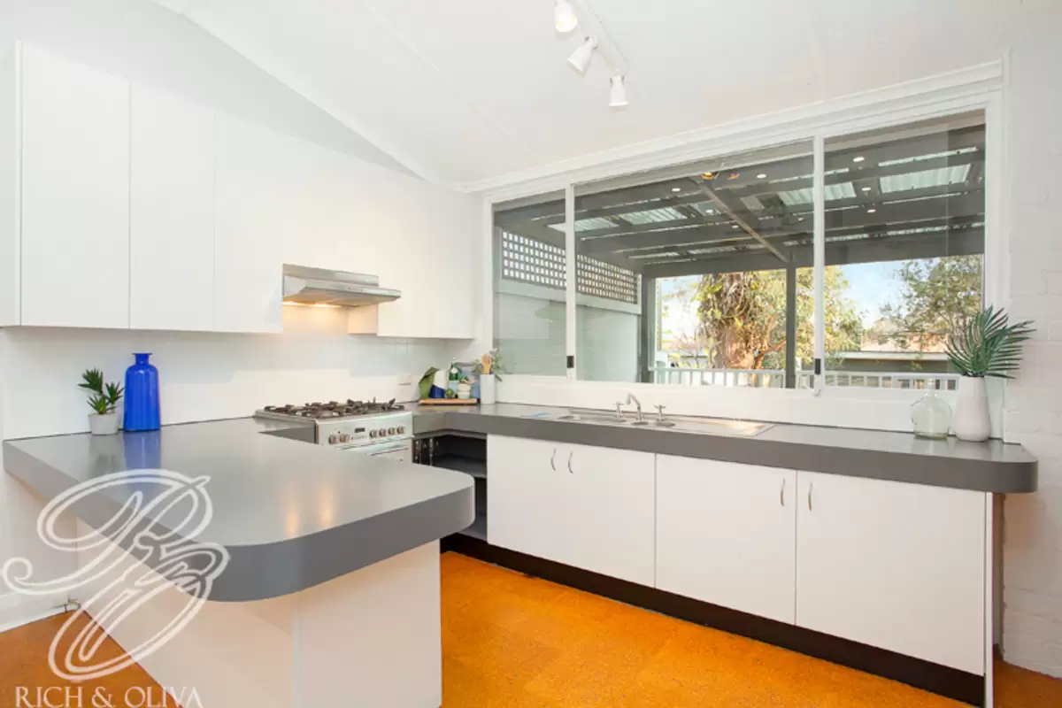 114 Dean Street, Strathfield South Sold by Rich & Oliva - image 7