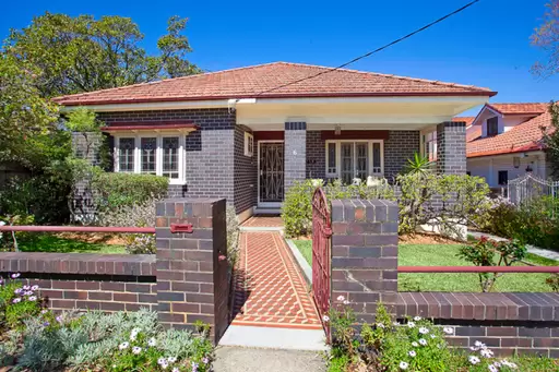 6 Leith Street, Ashbury Sold by Rich & Oliva