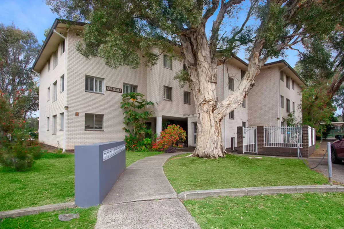 4/2 Finch Avenue, Concord Sold by Rich & Oliva - image 1