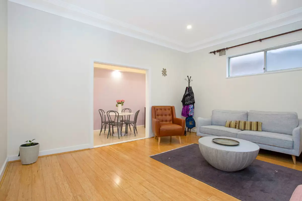 96 Croydon Avenue, Croydon Park Sold by Rich & Oliva - image 5