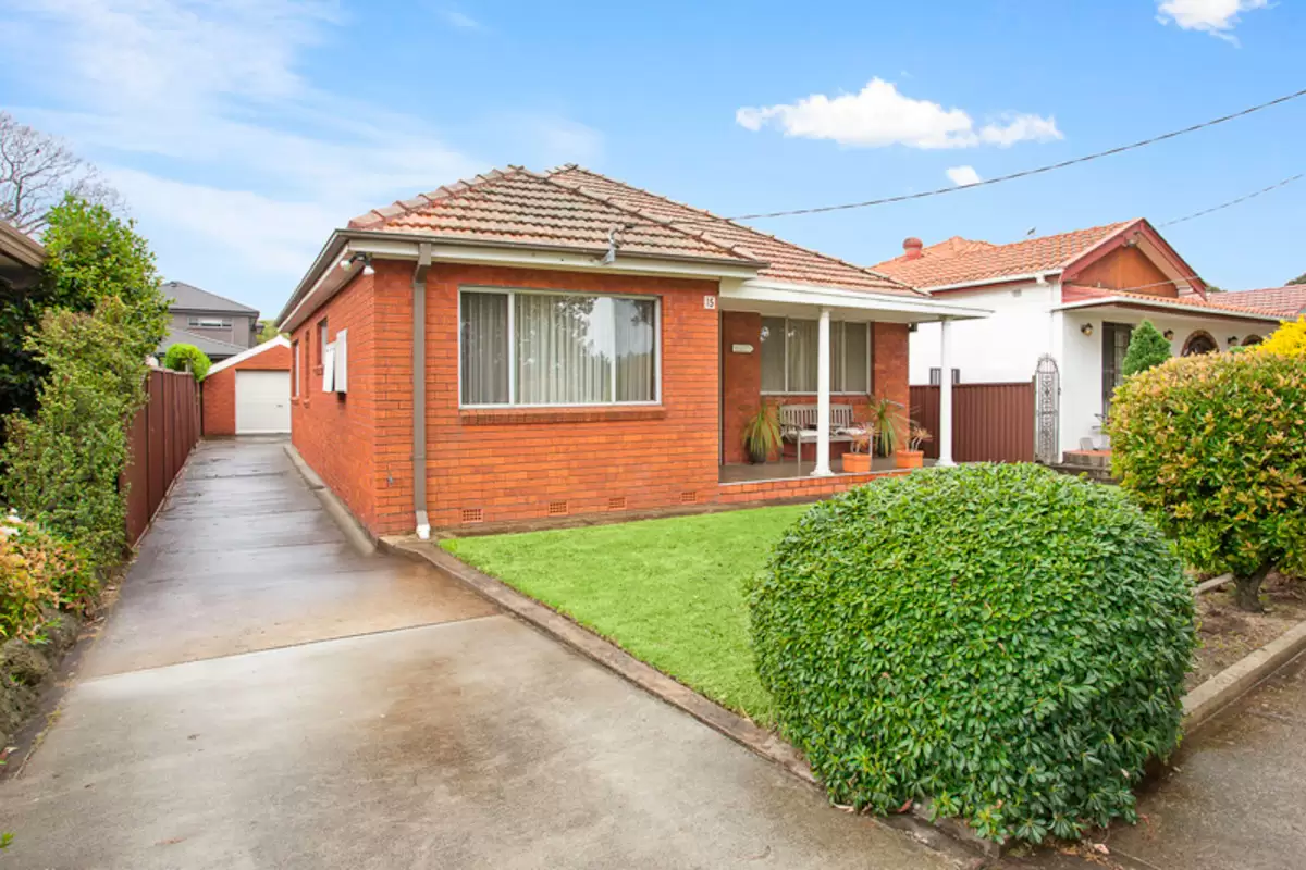 15 Hextol Street, Croydon Park Sold by Rich & Oliva - image 1