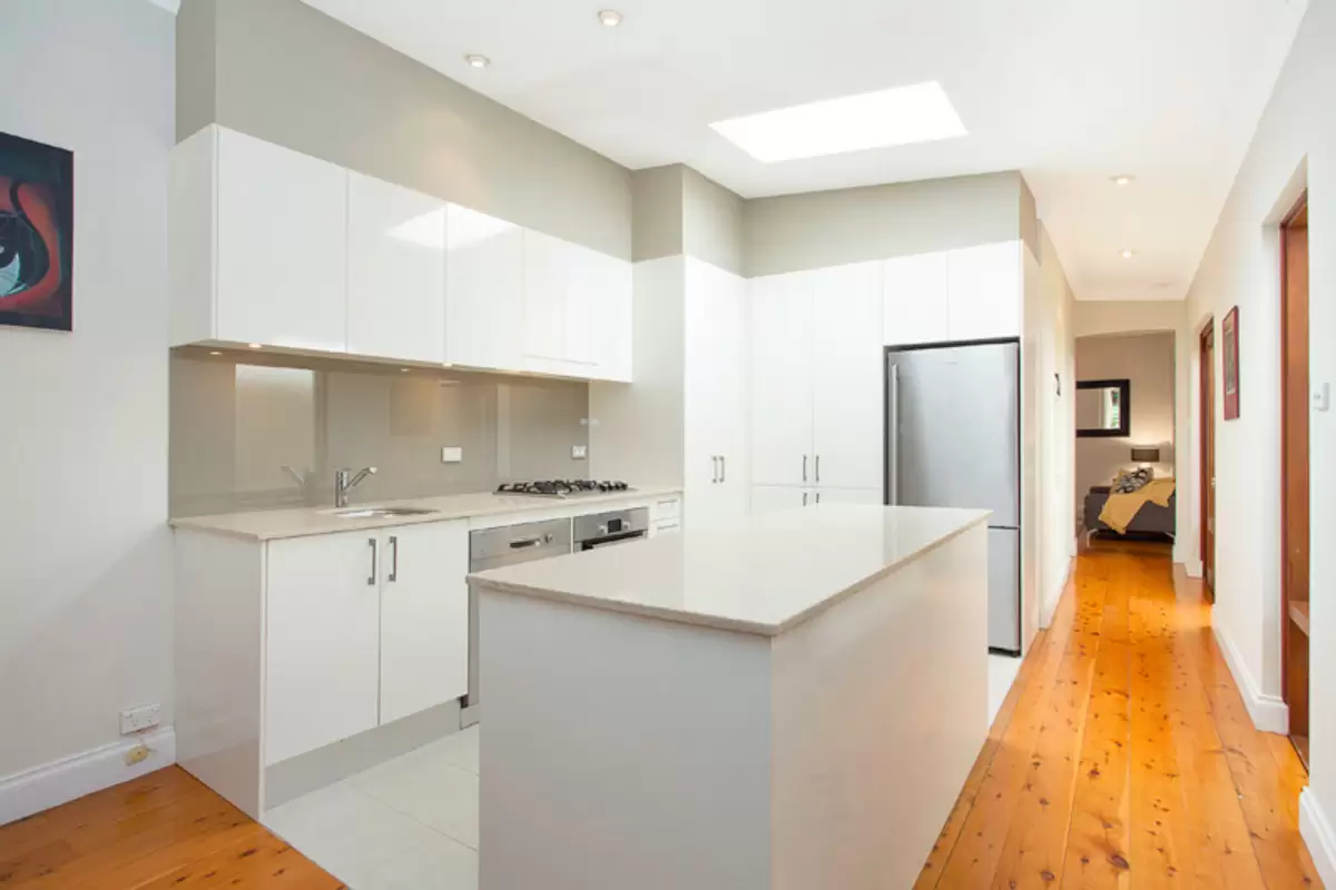 Ashfield Sold by Rich & Oliva - image 5