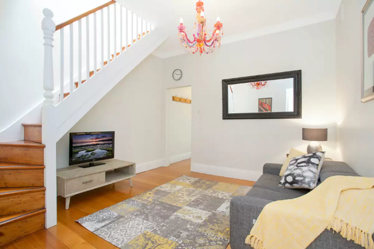 Ashfield Sold by Rich & Oliva - image 3