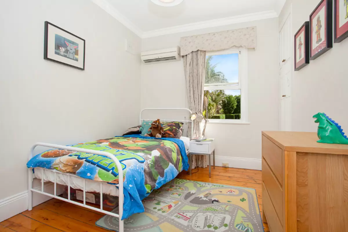Ashfield Sold by Rich & Oliva - image 8