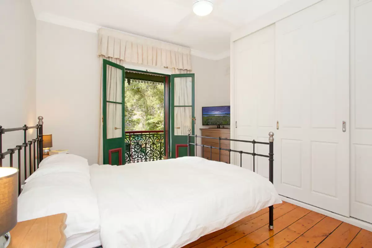Ashfield Sold by Rich & Oliva - image 7