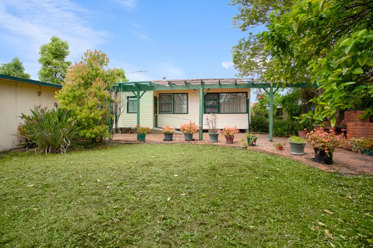 24 Lorando Avenue, Sefton Sold by Rich & Oliva - image 10