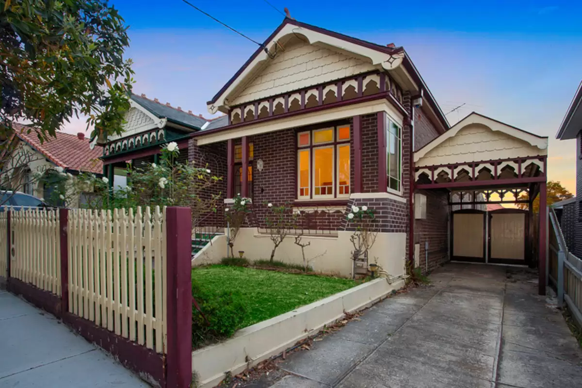 18 Boyle Street, Croydon Park Sold by Rich & Oliva - image 1