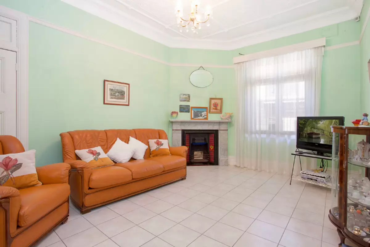 Twenty Nine Seymour Street, Croydon Park Sold by Rich & Oliva - image 2