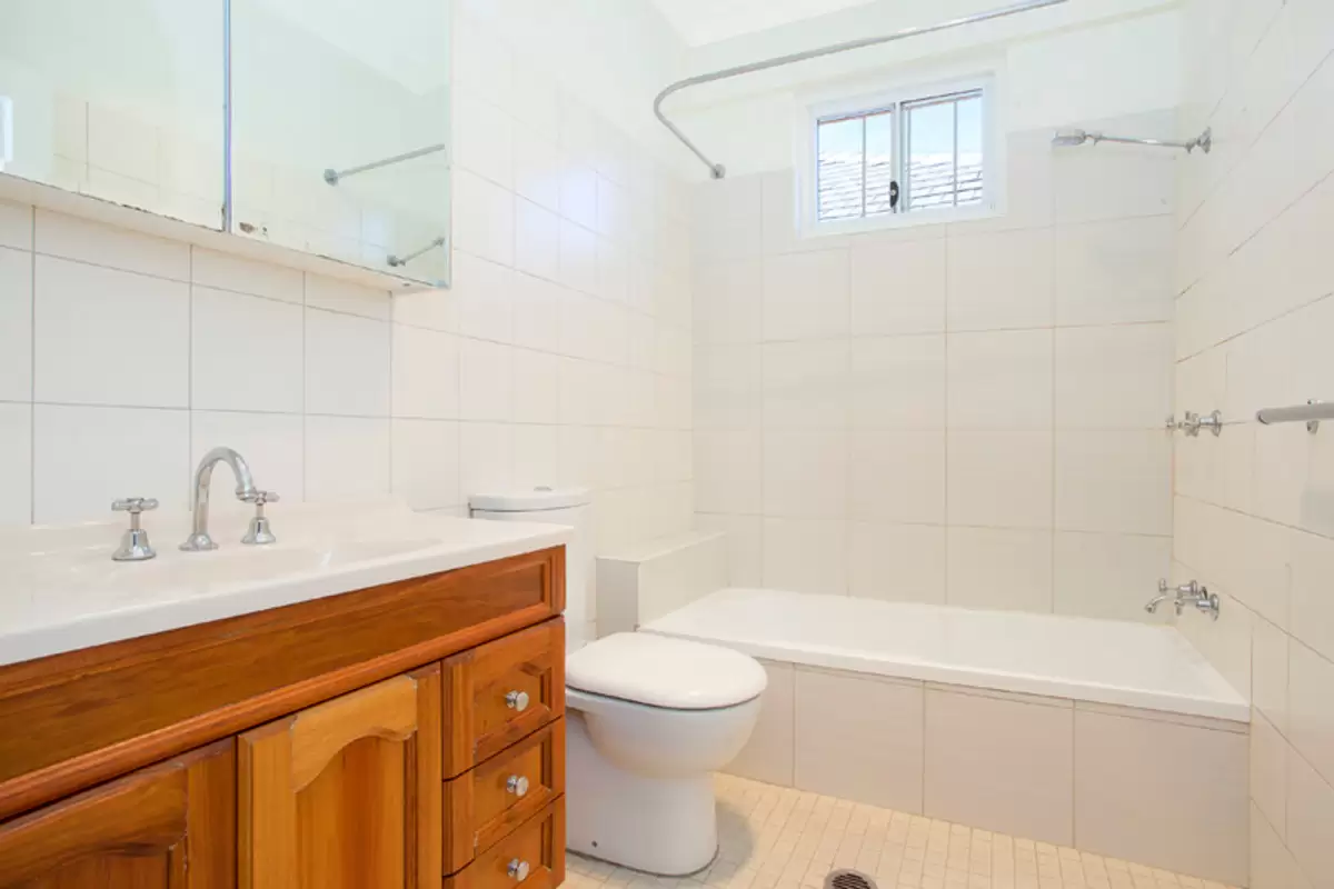 83 Lucas Road, Burwood Sold by Rich & Oliva - image 10