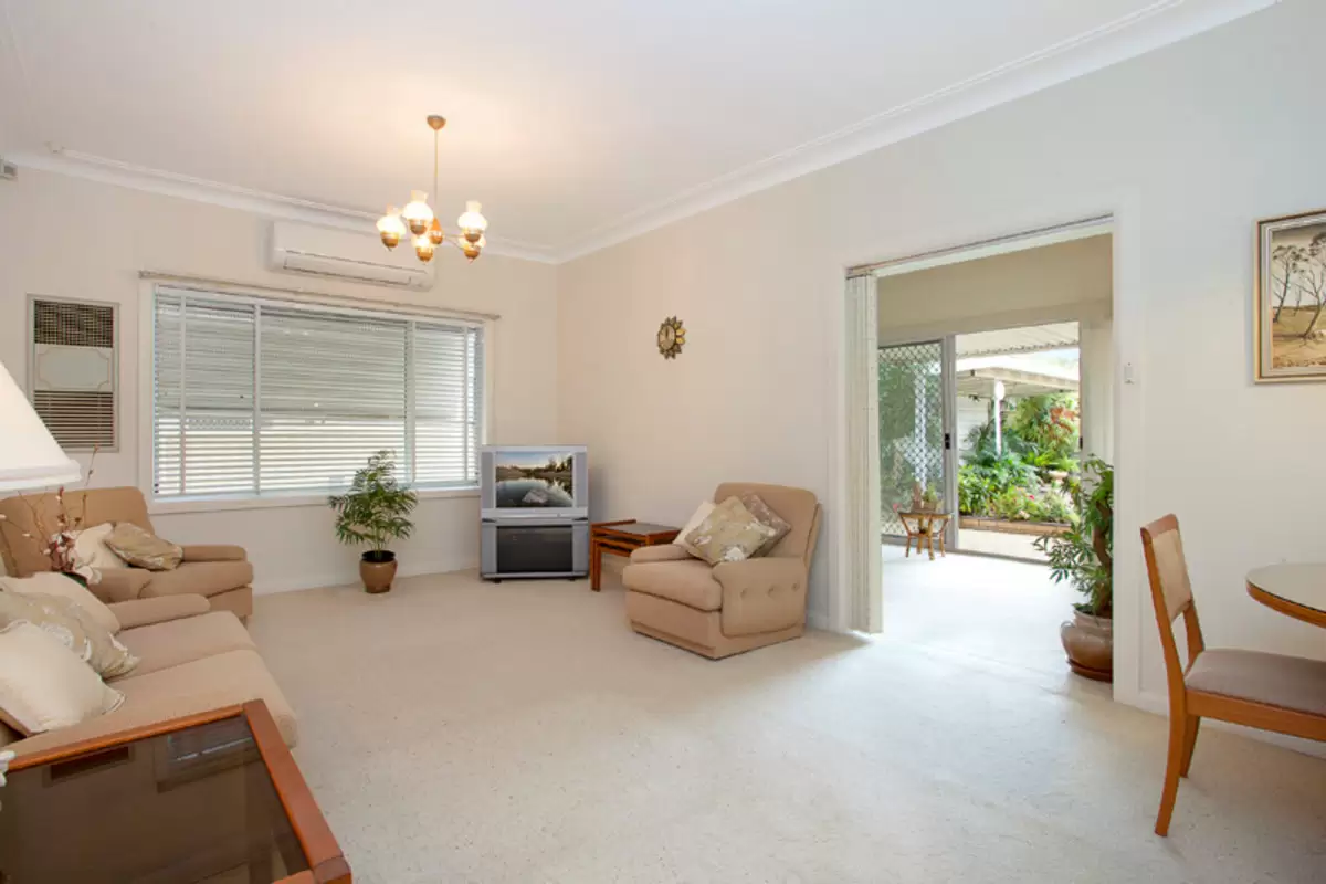 63 Caldwell Parade, Yagoona Sold by Rich & Oliva - image 2