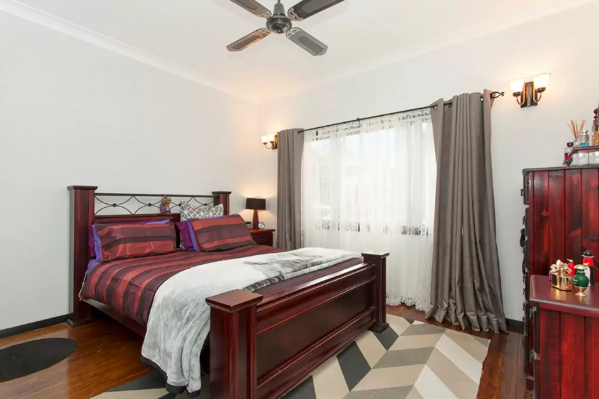 28 Gregory Street, Strathfield South Sold by Rich & Oliva - image 8