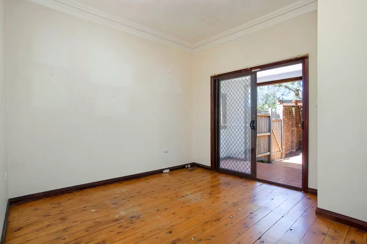 19 Broad Street, Croydon Park Sold by Rich & Oliva - image 3