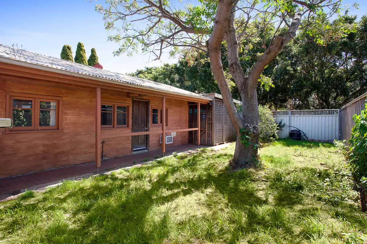 19 Broad Street, Croydon Park Sold by Rich & Oliva - image 2
