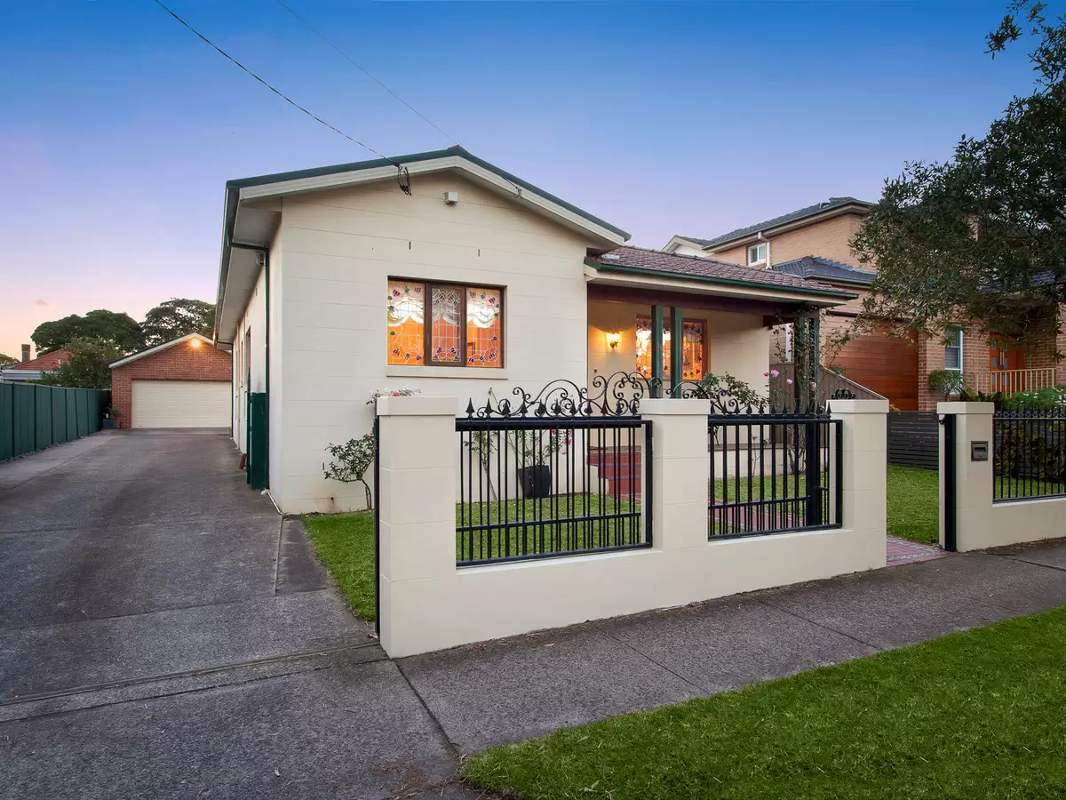 35 Seymour Street, Croydon Park Sold by Rich & Oliva - image 1