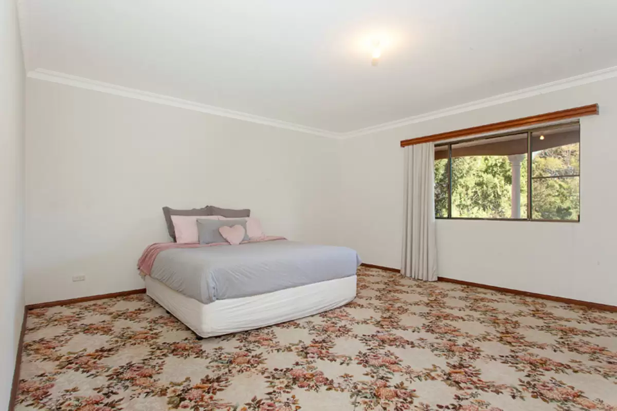 2E Stiles Street, Croydon Park Sold by Rich & Oliva - image 6