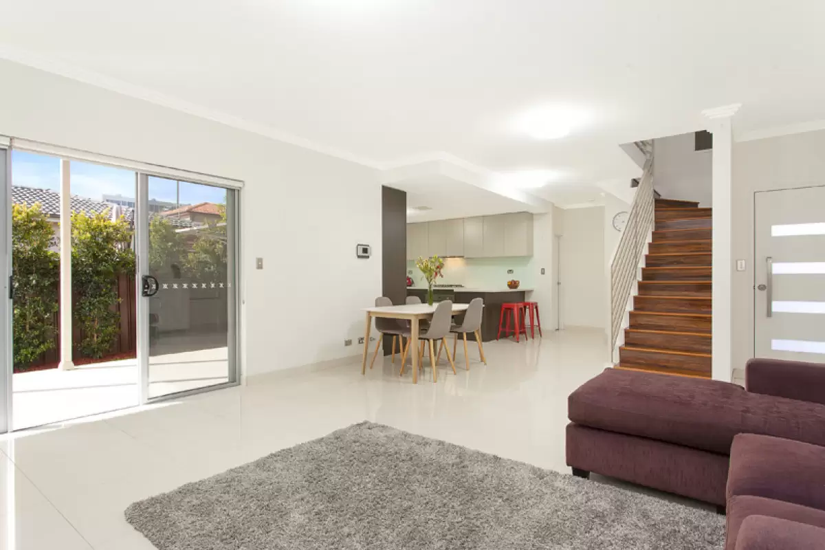 1/7 Cheltenham Road, Croydon Sold by Rich & Oliva - image 2