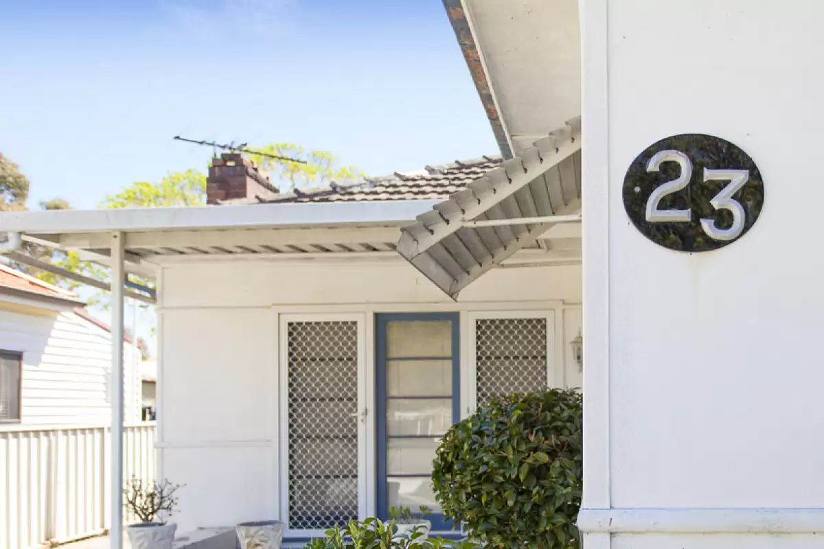 23 Yandarlo Street, Croydon Park Sold by Rich & Oliva - image 2