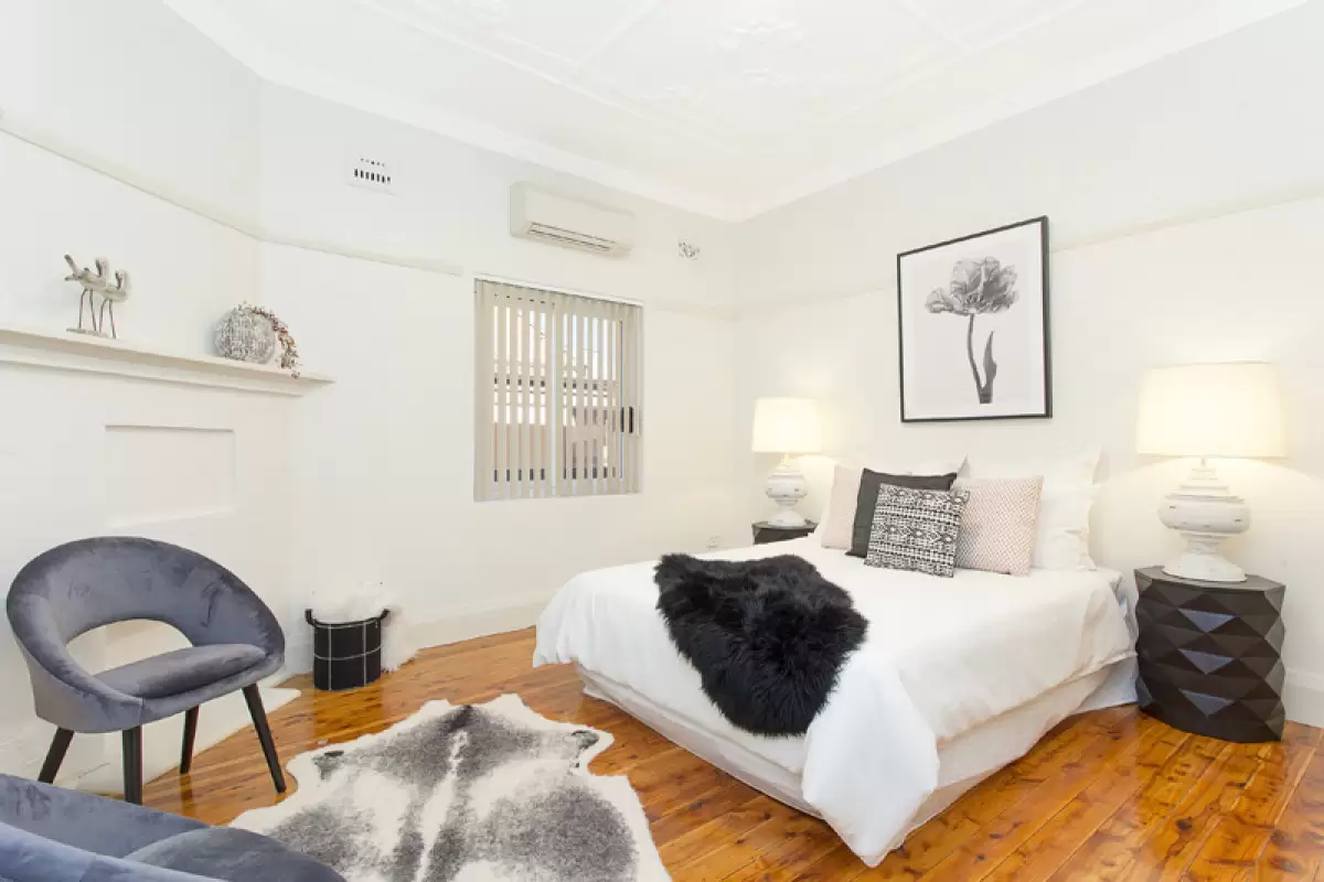 22 George Street, Burwood Heights Sold by Rich & Oliva - image 5