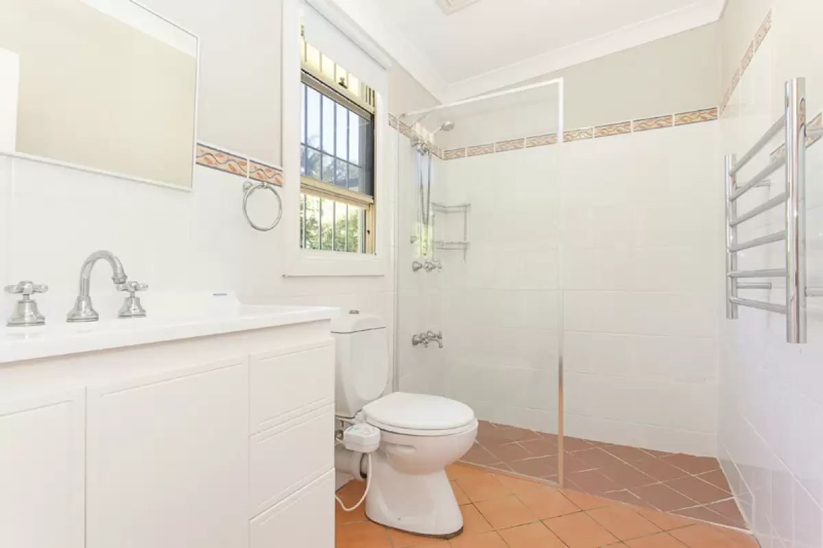 27 Moonbie Street, Summer Hill Sold by Rich & Oliva - image 7