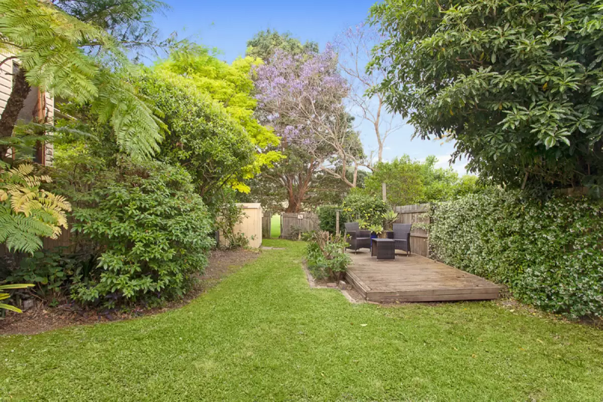 25 King Street, Ashbury Sold by Rich & Oliva - image 2