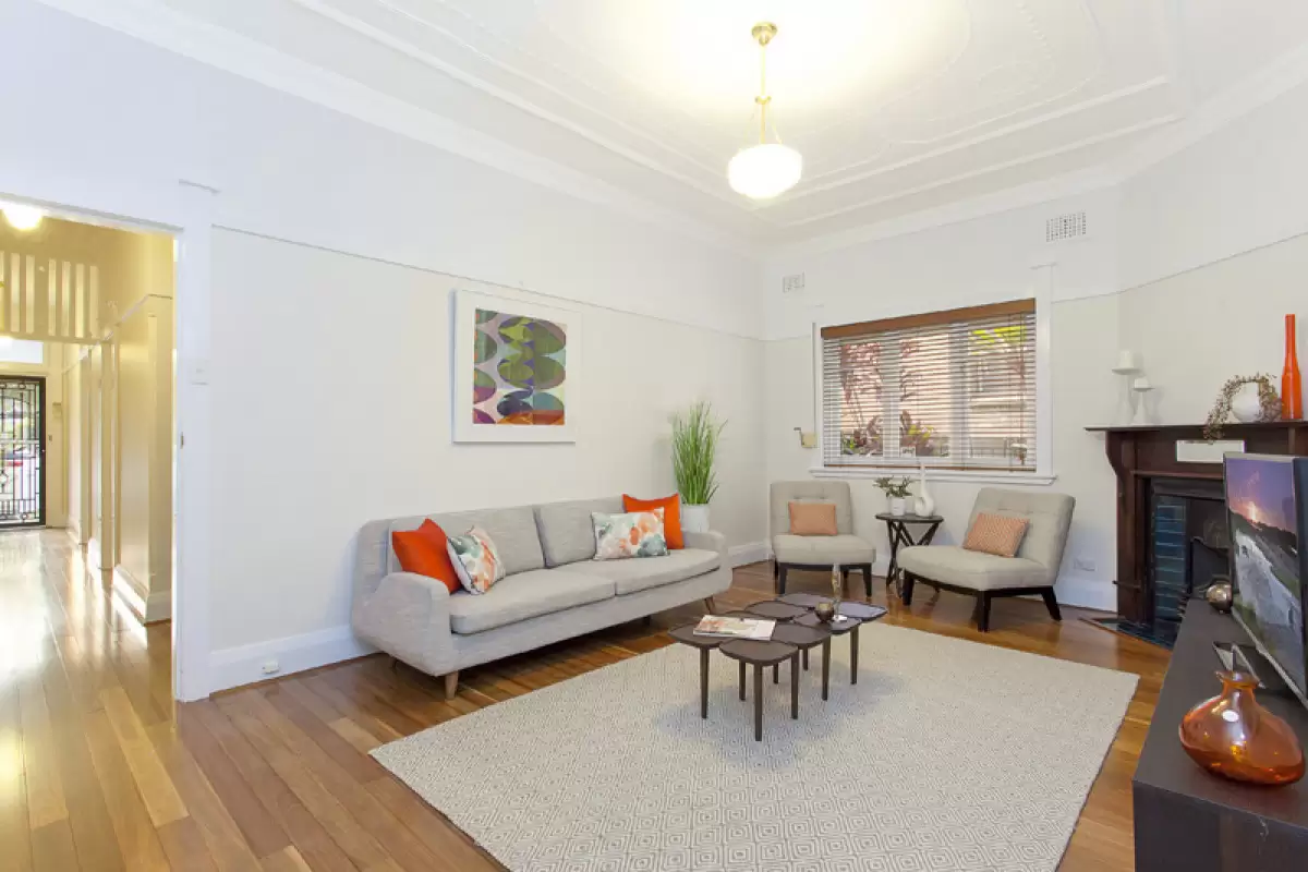 25 King Street, Ashbury Sold by Rich & Oliva - image 5