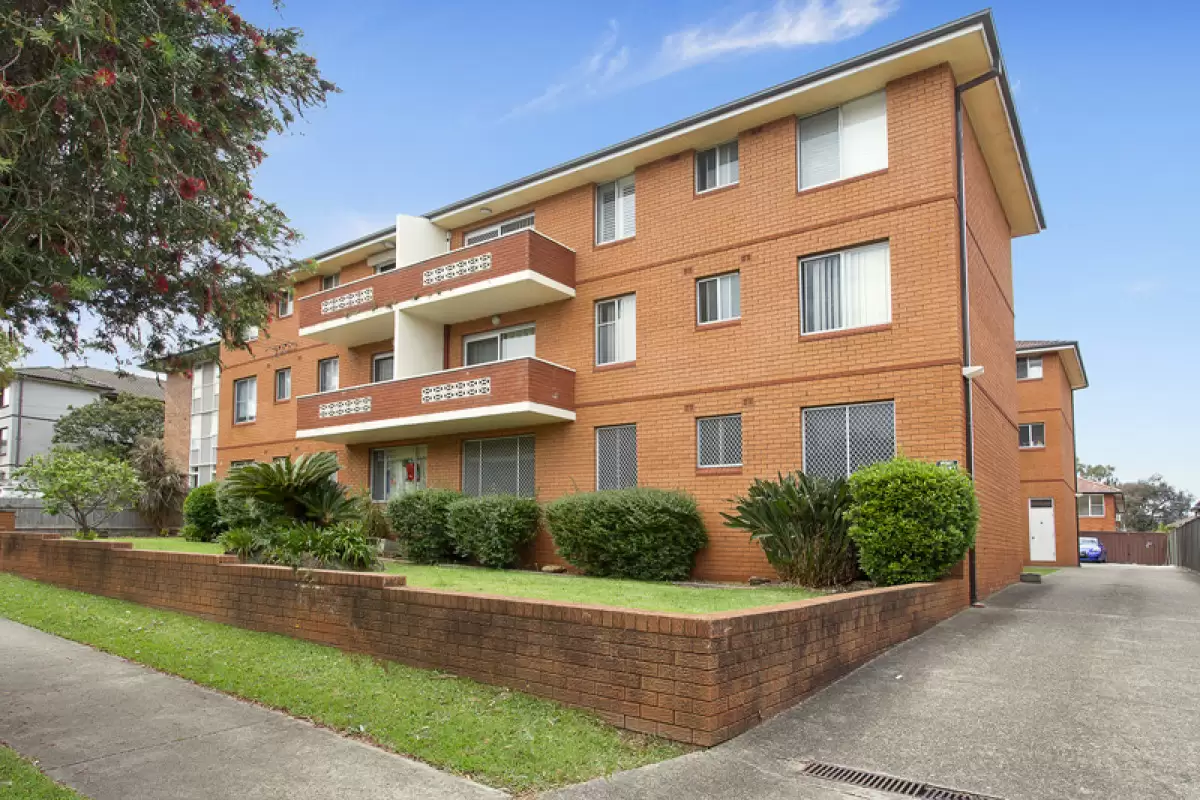 6/26 Clyde Street, Croydon Park Sold by Rich & Oliva - image 1
