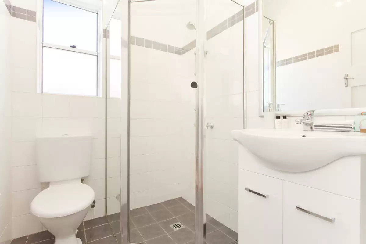 16 Edward Street, Strathfield South Sold by Rich & Oliva - image 5