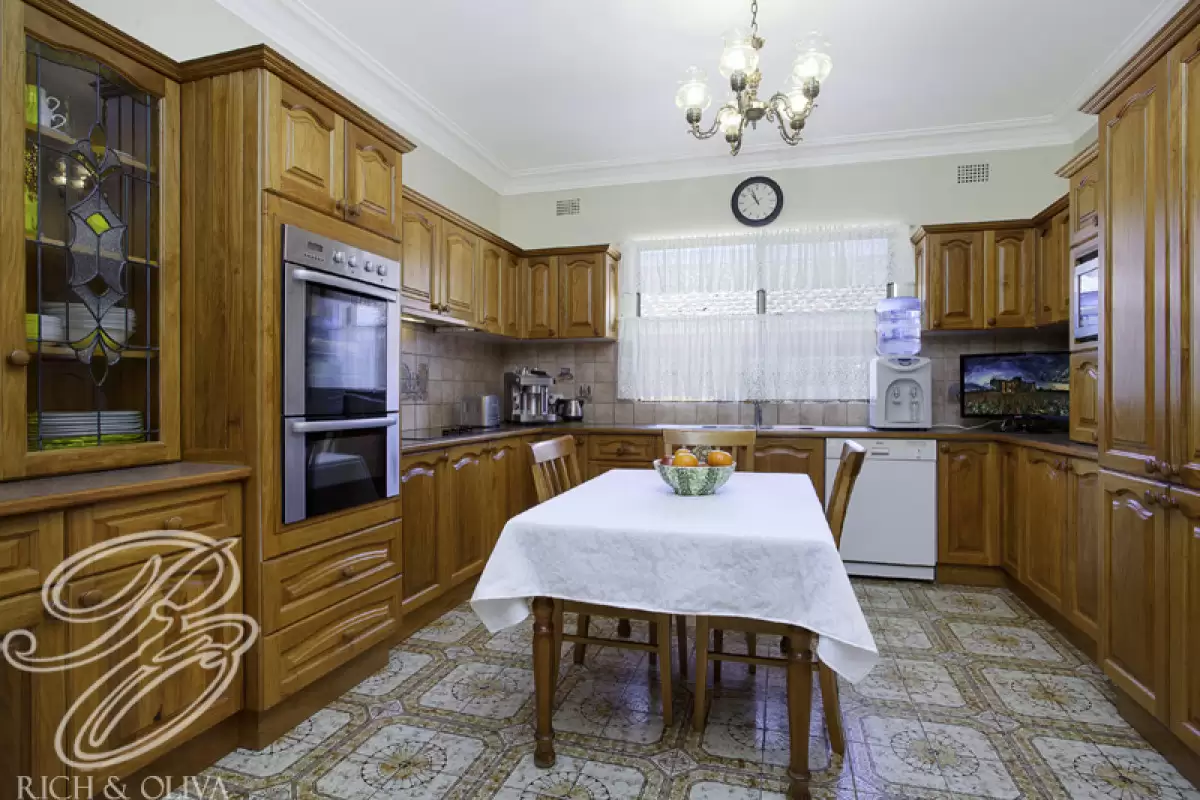 14 Seymour Street, Croydon Park Sold by Rich & Oliva - image 5