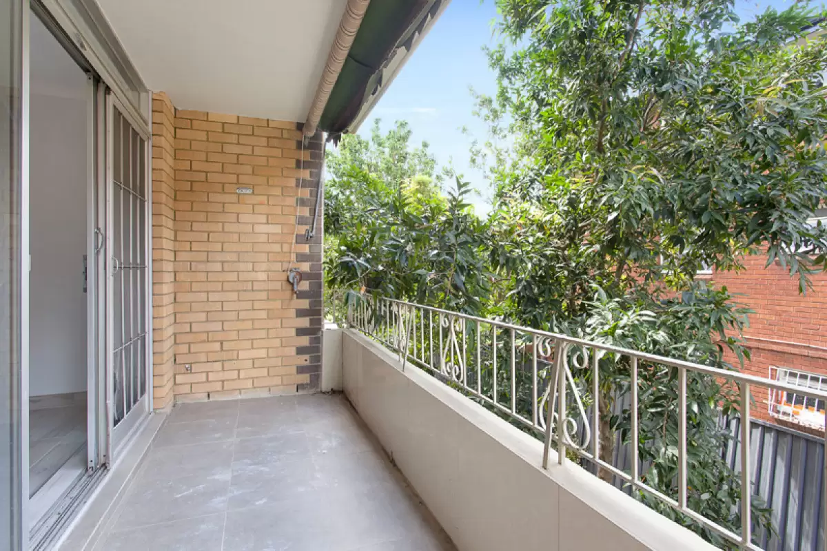 2/104 Leylands Parade, Belmore Sold by Rich & Oliva - image 4