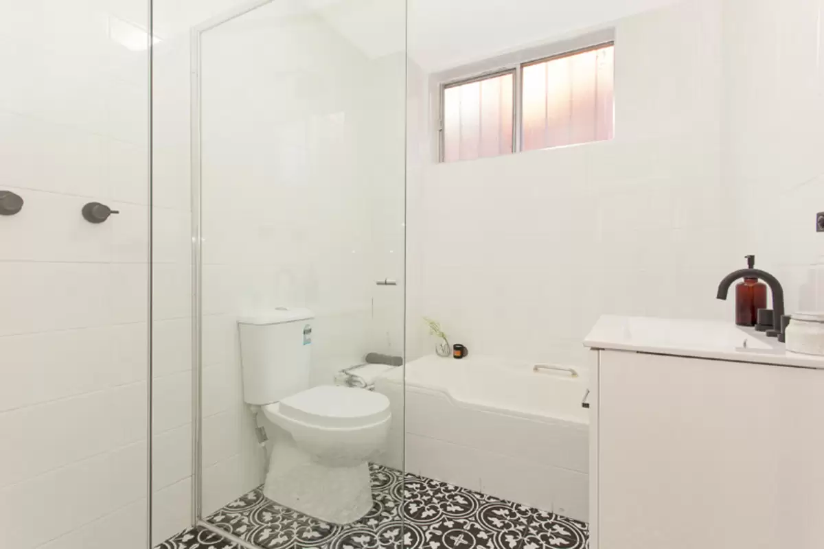 3/61 Colin Street, Lakemba Sold by Rich & Oliva - image 6