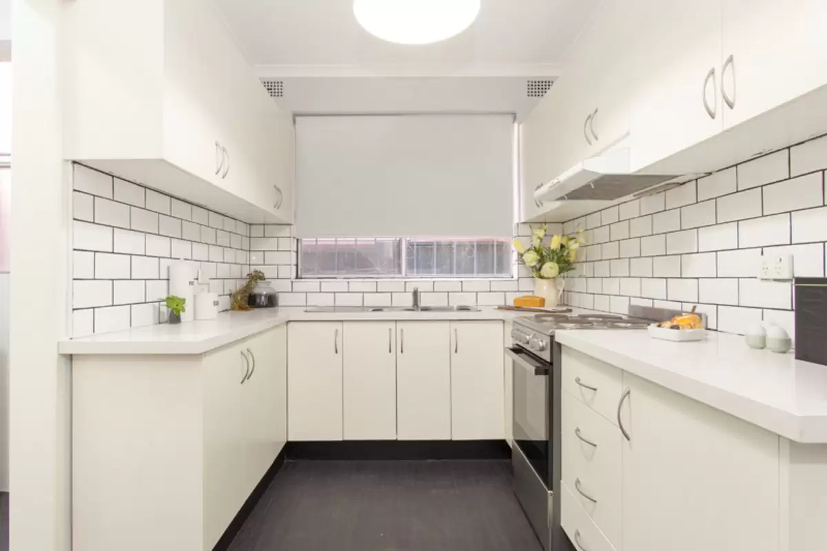3/61 Colin Street, Lakemba Sold by Rich & Oliva - image 2