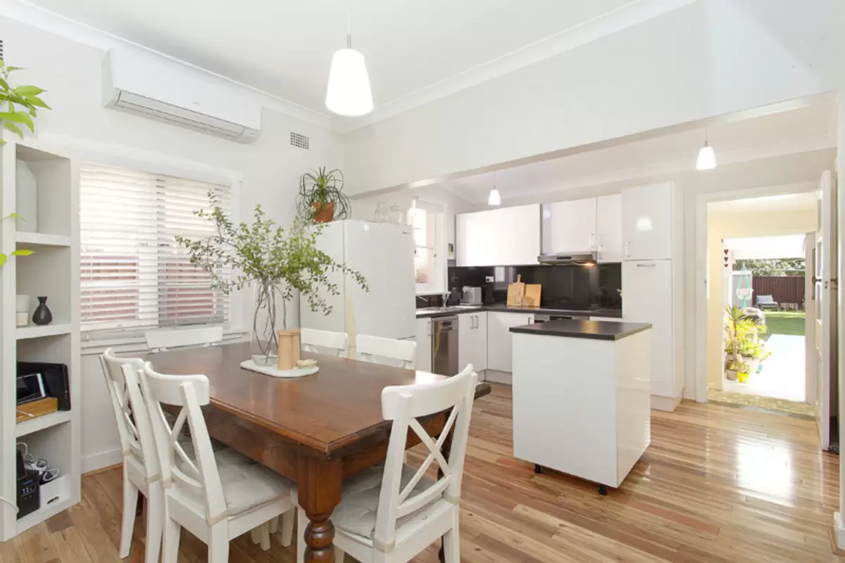 61 Windsor Avenue, Croydon Park Sold by Rich & Oliva - image 4