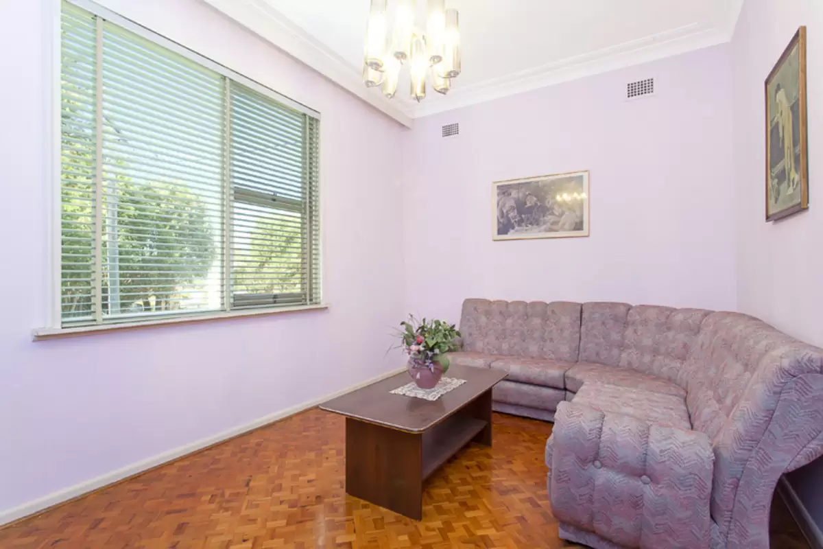 8 Parkhill Street, Croydon Park Sold by Rich & Oliva - image 3