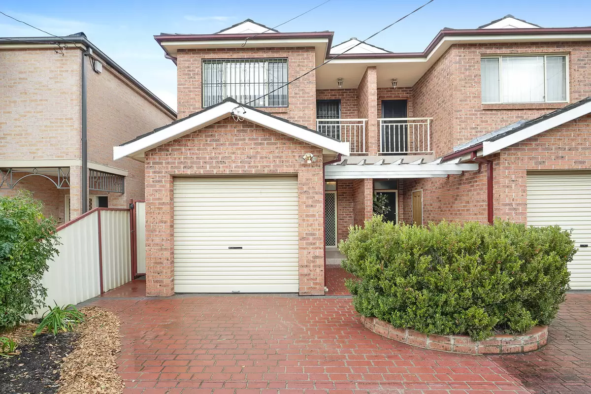 32 Wentworth Street, Croydon Park Sold by Rich & Oliva - image 1