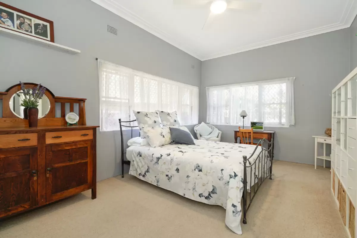58 Wentworth Street, Croydon Park Sold by Rich & Oliva - image 8